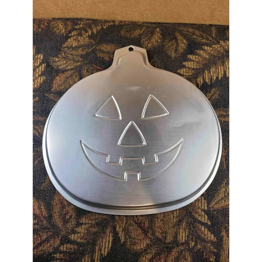 Vintage Wilton Pumpkin Cookie Pan- NWT
